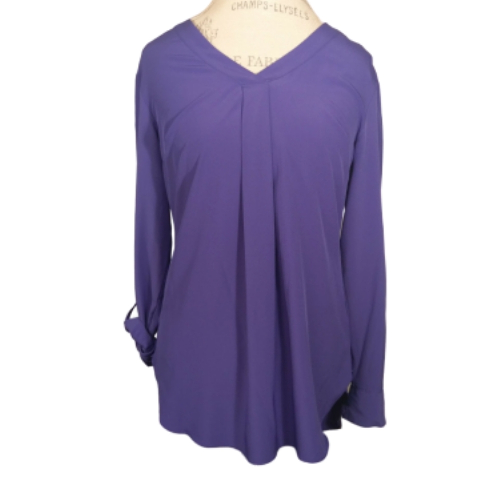 Worthington V neck blouse purple
